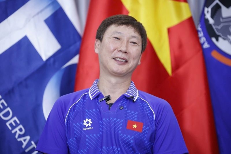 Hlv Kim Sang Sik: Hành Trình Từ “Sik-sama” Đến Vị Vua Mới Của Bóng Đá Đông Nam Á