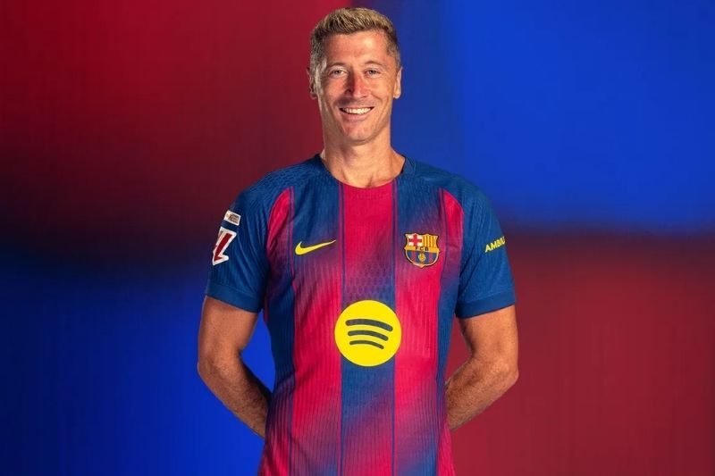 Robert Lewandowski: Hành Trình Trở Thành Tiền Đạo Cắm Vĩ Đại Nhất Lịch Sử