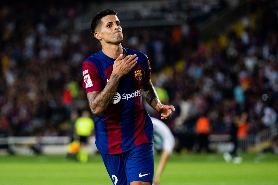 João Cancelo: Hậu vệ cánh xuất sắc nhất thế giới hiện nay