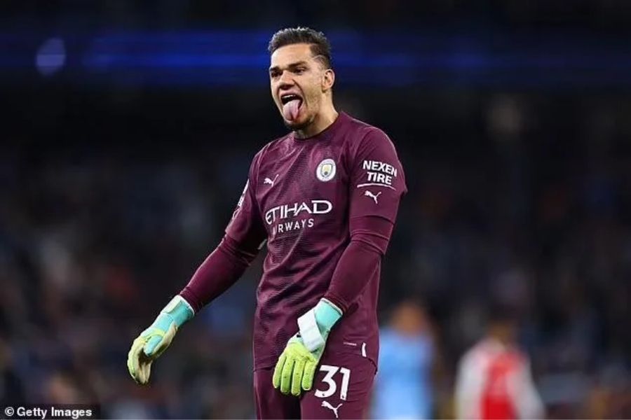 Ederson: Hành Trình Của Thủ Môn “Playmaker”