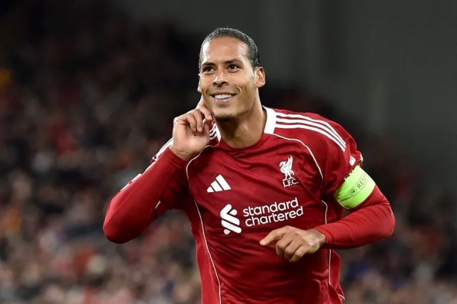Virgil van Dijk: Trung vệ số 1 lịch sử Premier League?
